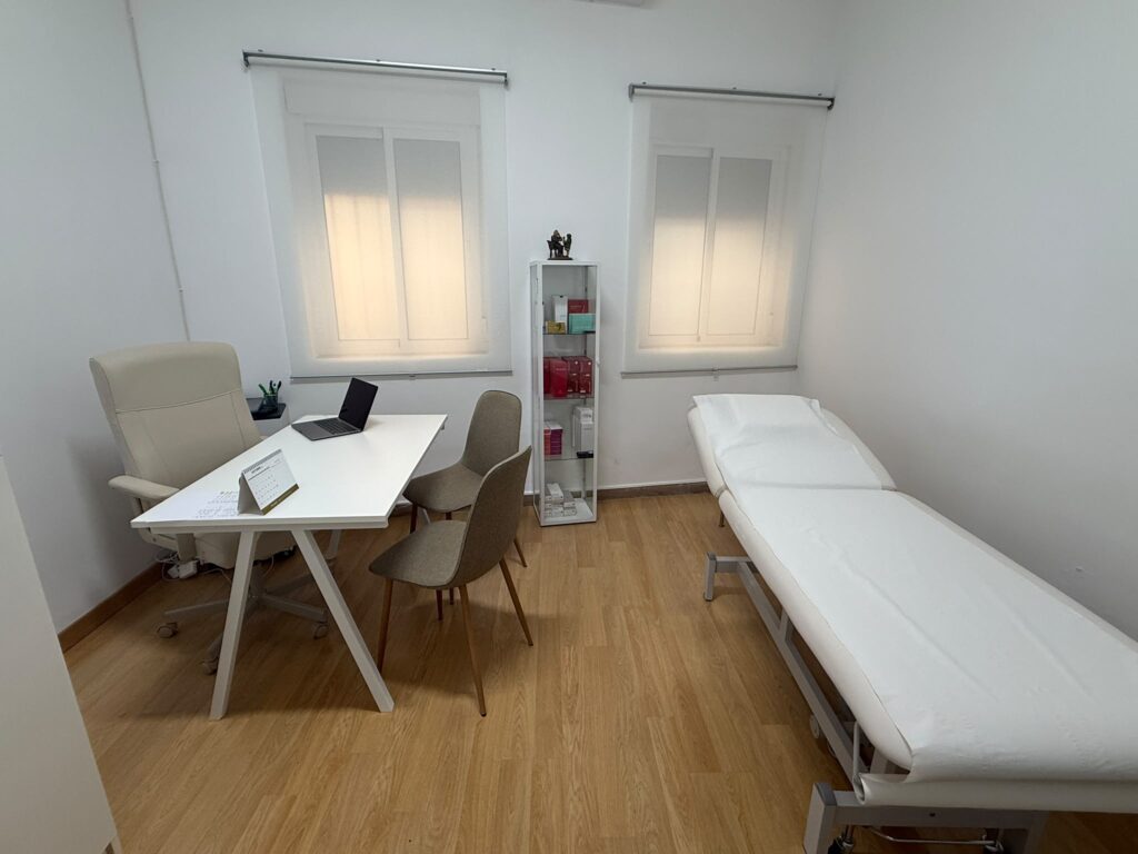 Sala de tratamiento de Clínica VGV en La Línea de la Concepción